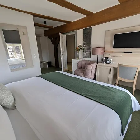 מלון Altes Rathaus