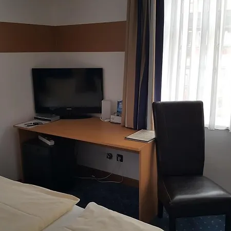 Altes Rathaus מלון 3*